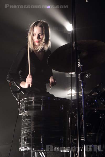 DEATH VALLEY GIRLS - 2019-03-07 - PARIS - Petit Bain - Laura Kelsey